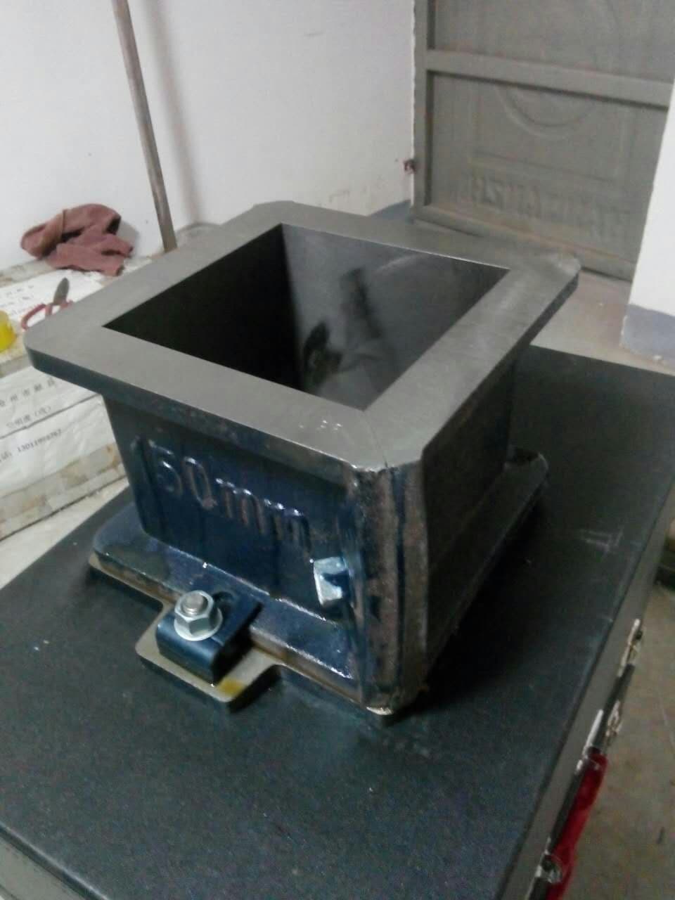 150mm cast iron concrete cube test mould for two part